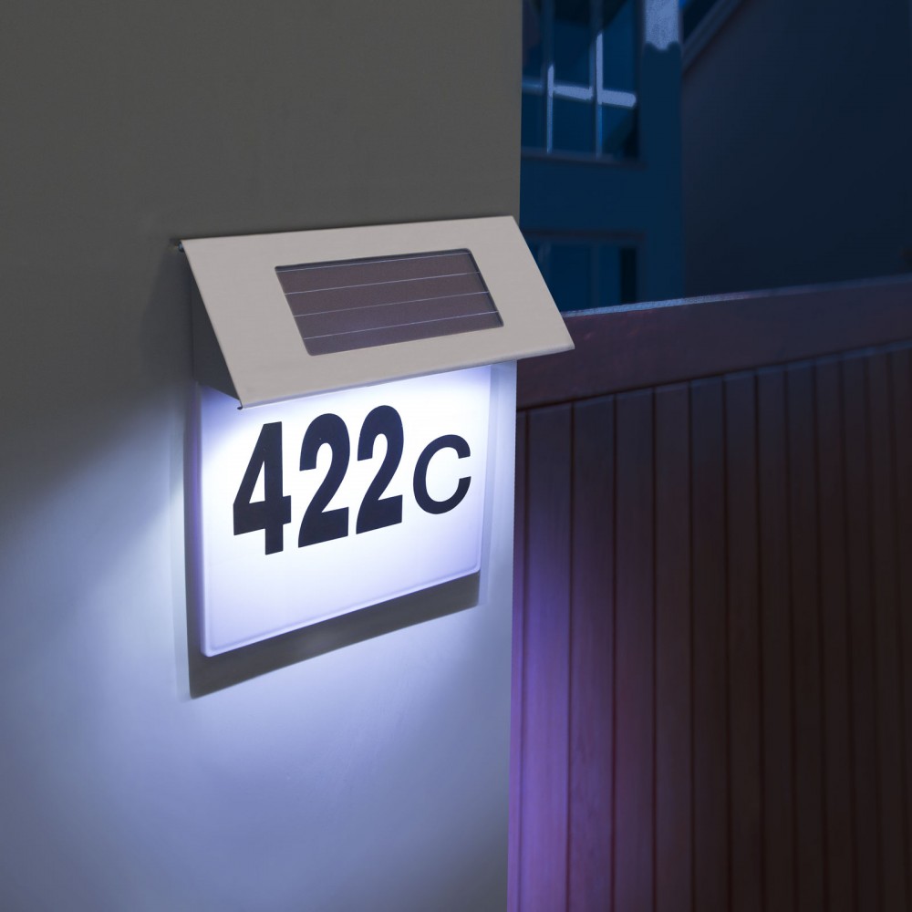 Napelemes házszám tábla, világító LED házszámtábla - Merkador Műszaki